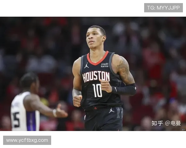 2004赛季NBA火箭与马刺精彩对决回顾及赛季影响分析